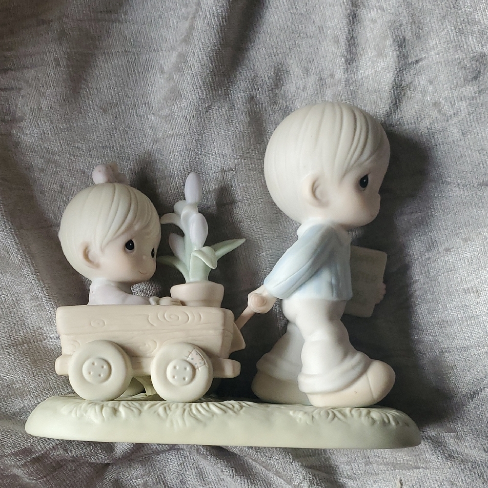 Easter's On Its Way Figurine - Precious Moments- Yellow and Black